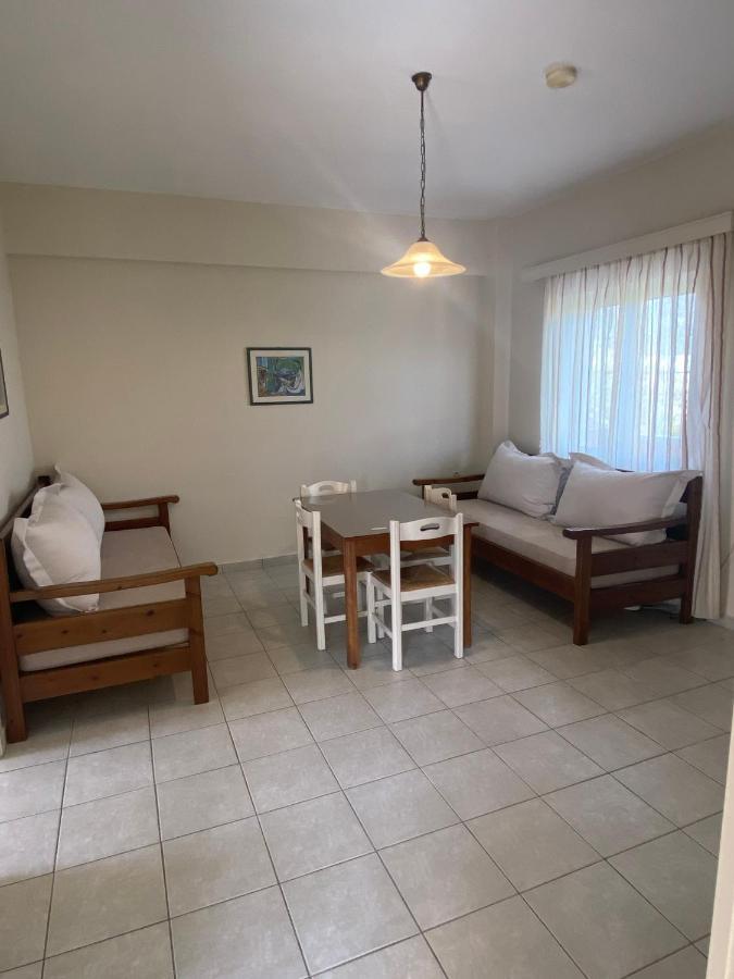 Poseidon Studios & Apartments Palaiochora Luaran gambar