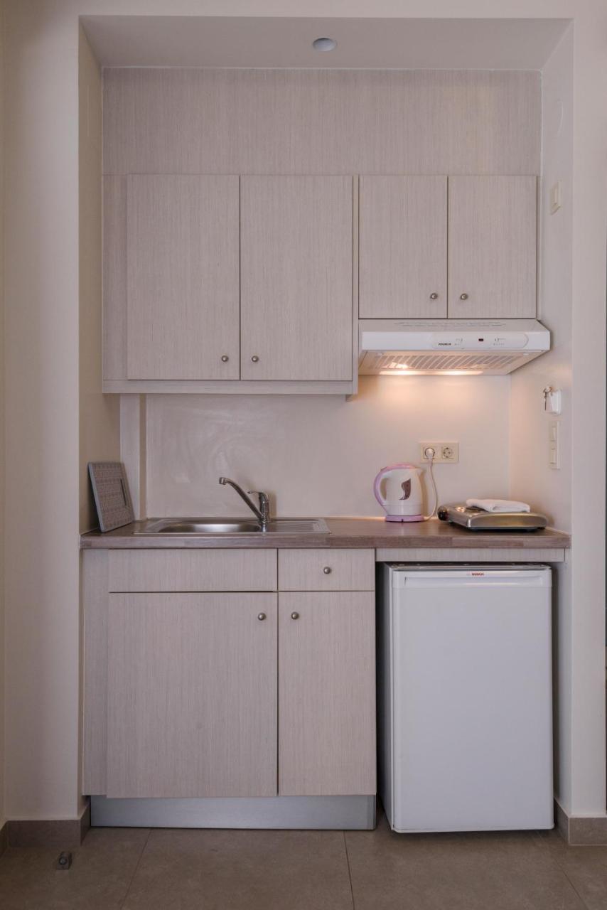 Poseidon Studios & Apartments Palaiochora Luaran gambar