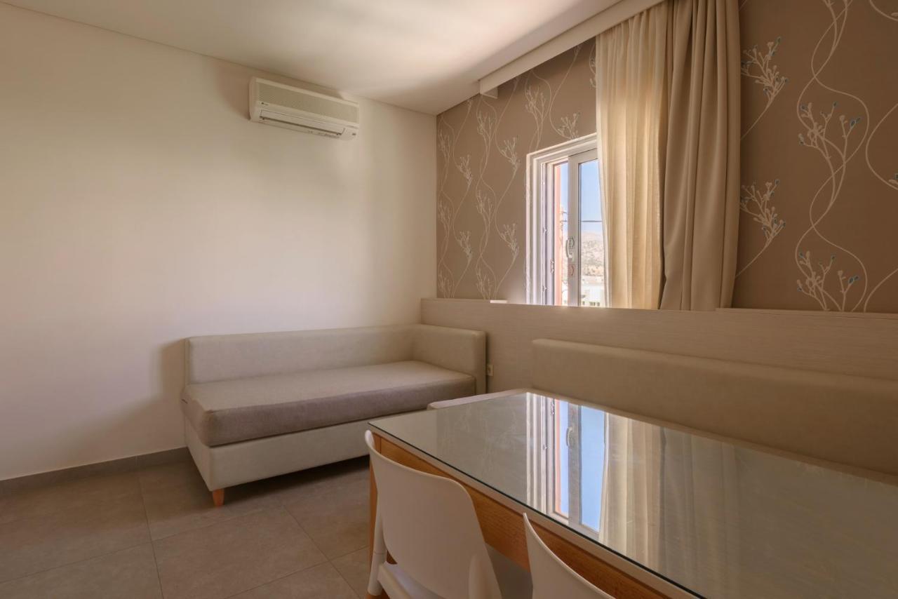 Poseidon Studios & Apartments Palaiochora Luaran gambar